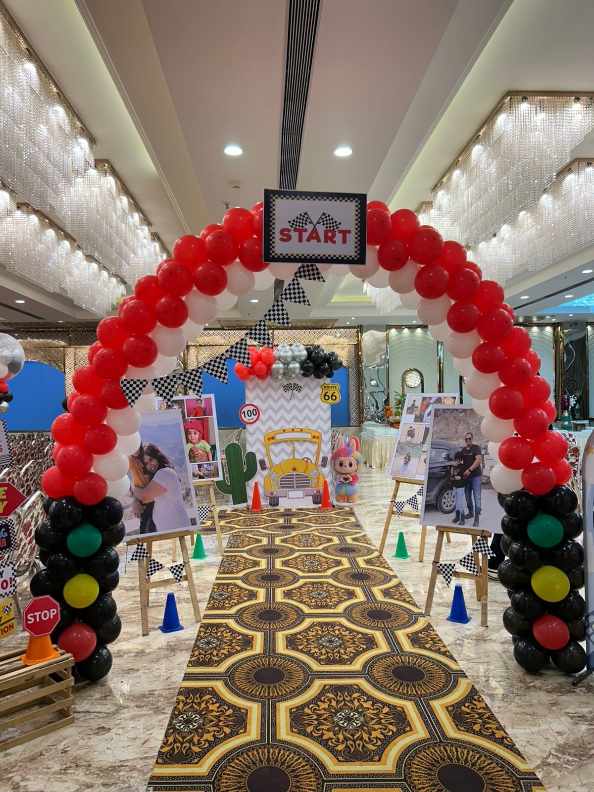 Red Balloon Arch Theme